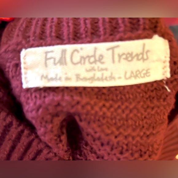 ❤️NWT❤️Sweater, Shoulder-less long lightweight 🌺 women’s size Large - Picture 8 of 16